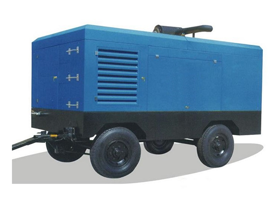 柴(chai)油機驅動(dong)移動螺杆(gan)壓縮機