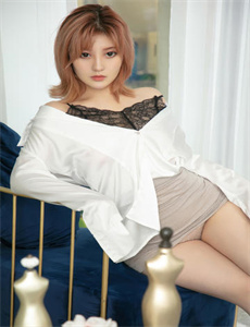 《杨思敏金梅瓶1一5集-夏家三千金2部》