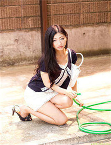 《婷婷四房色播-夏家三千金68》